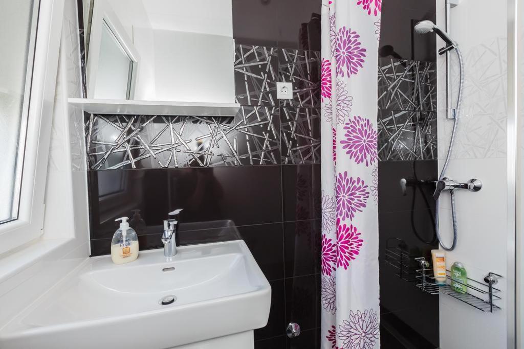Apartman A&B Kaštela Buitenkant foto