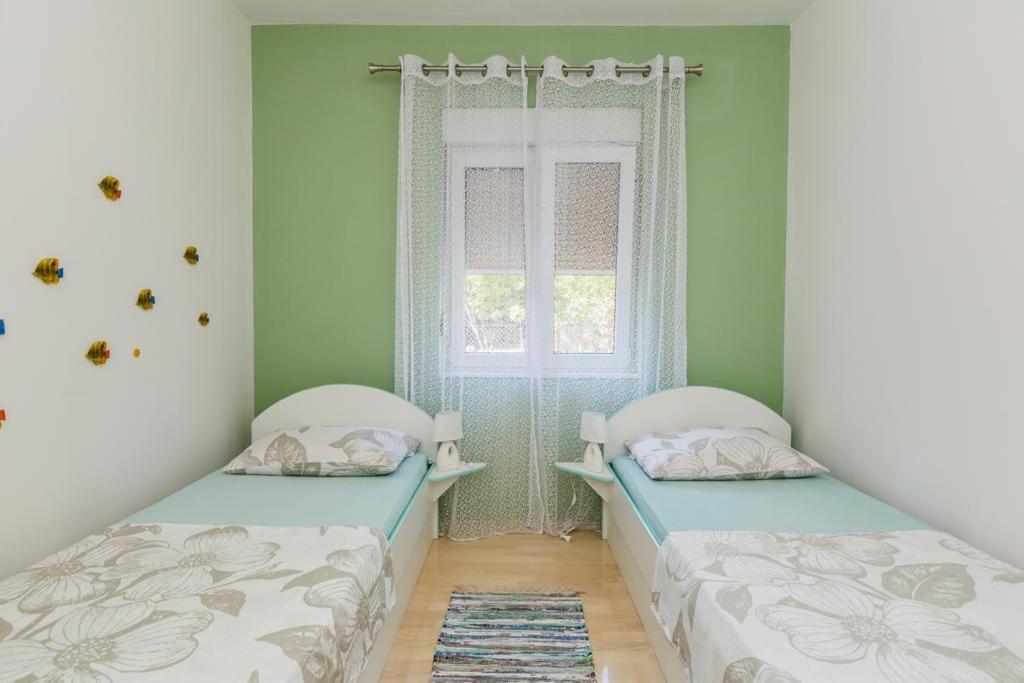 Apartman A&B Kaštela Buitenkant foto