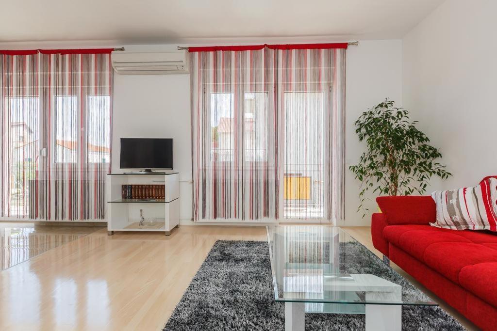 Apartman A&B Kaštela Buitenkant foto